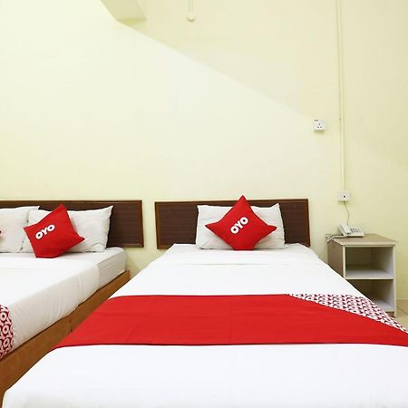 Super Oyo 89651 Harmoni Hotel Kota Bharu Kültér fotó