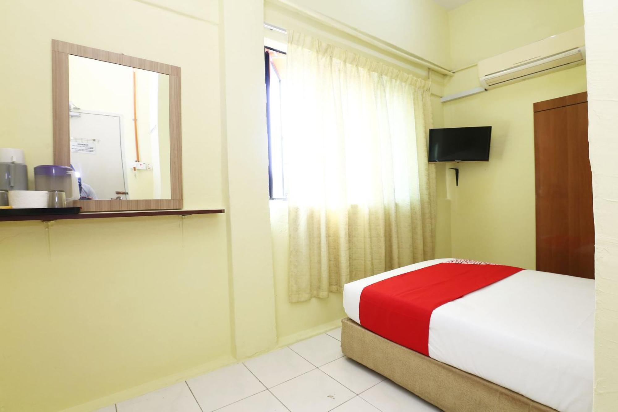Super Oyo 89651 Harmoni Hotel Kota Bharu Kültér fotó