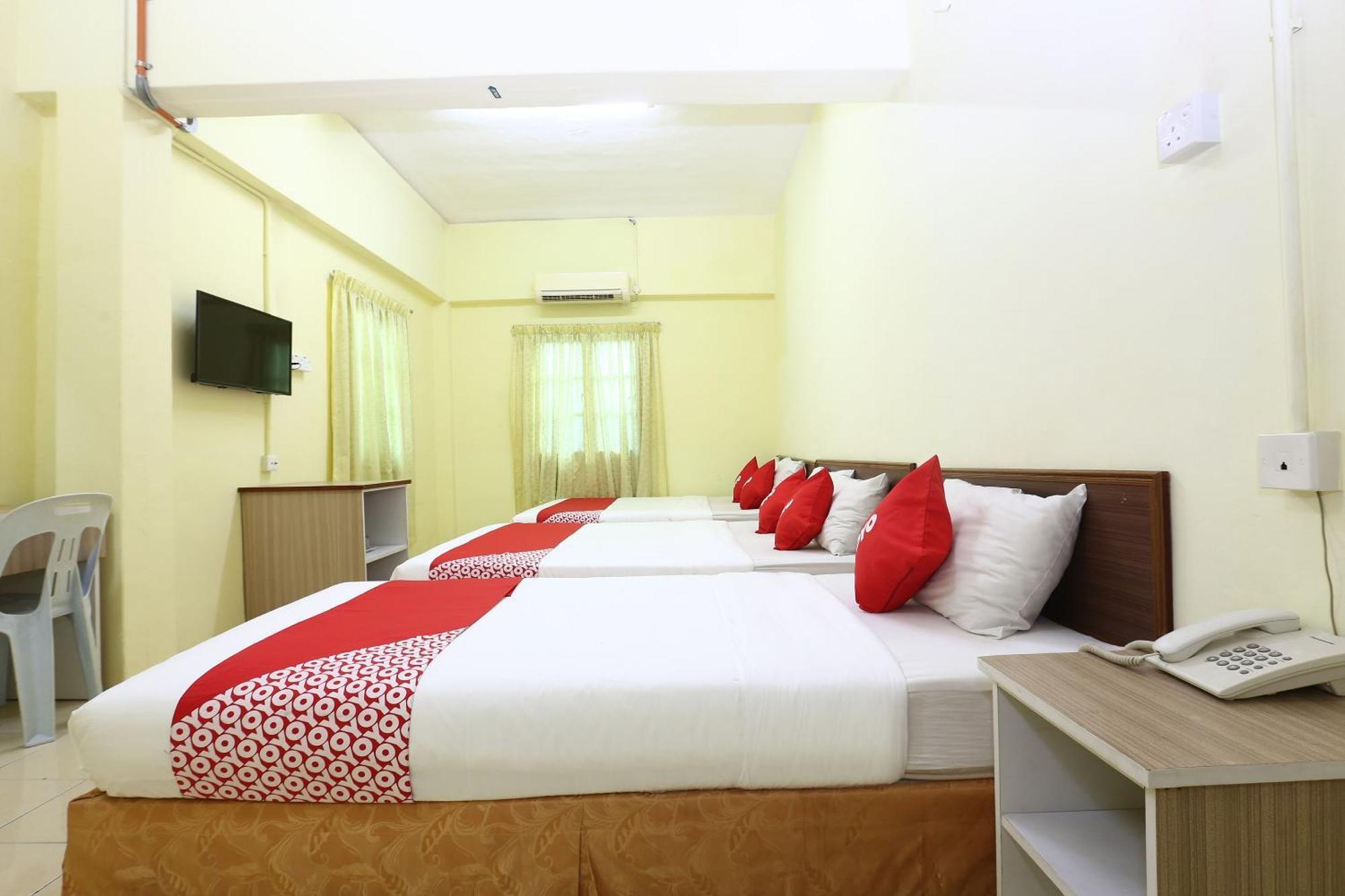 Super Oyo 89651 Harmoni Hotel Kota Bharu Kültér fotó